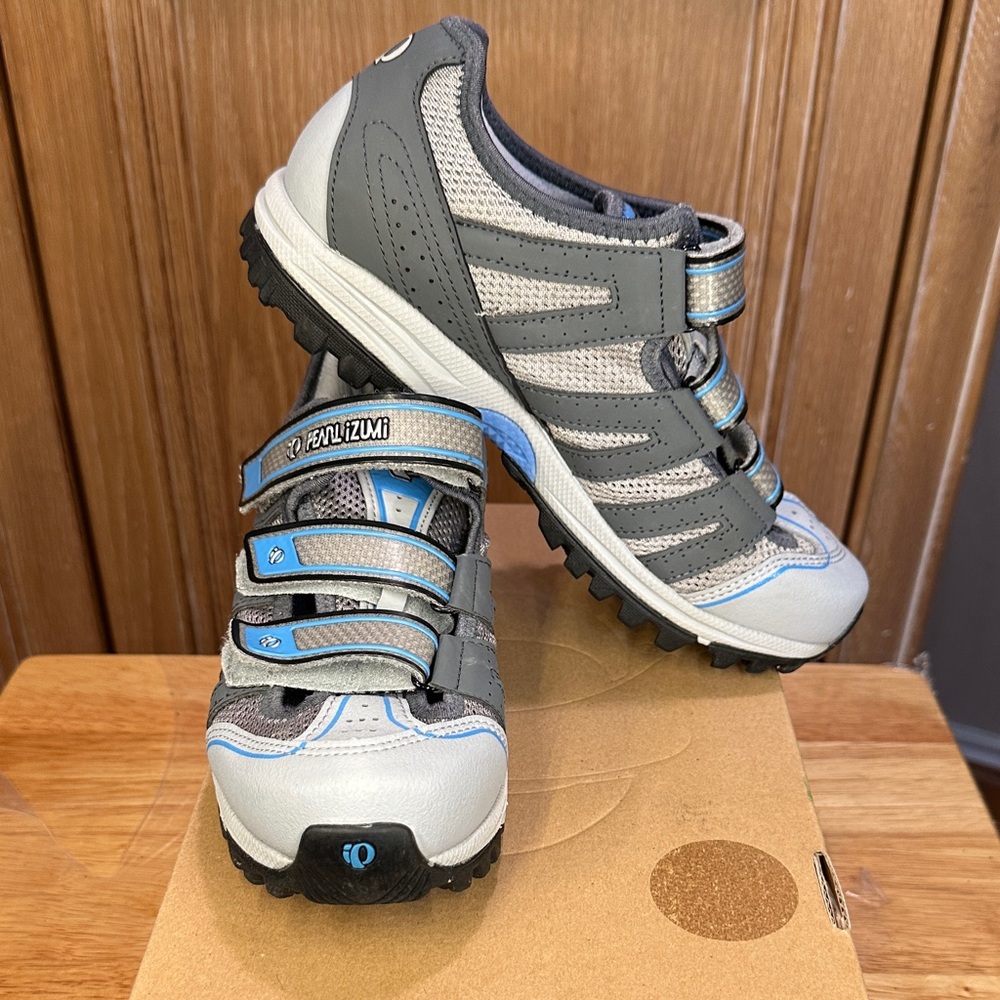 Pearl Izumi X-Alp Drift Gray and Light Blue Shoes
